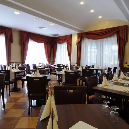 Hotel Dei Platani 3*
