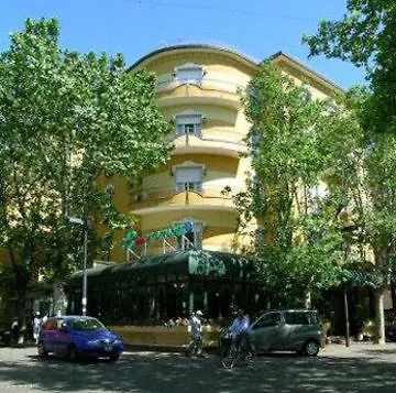 Dei Platani Hotel 3*