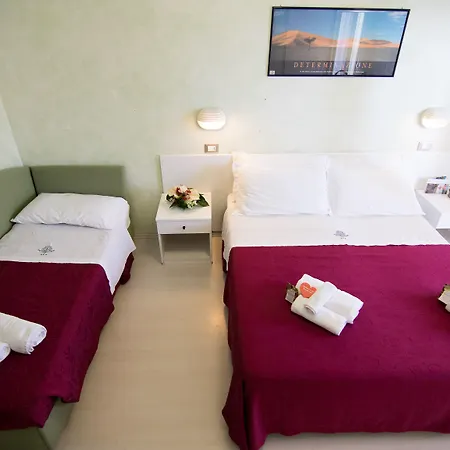 Dei Platani Otel 3*